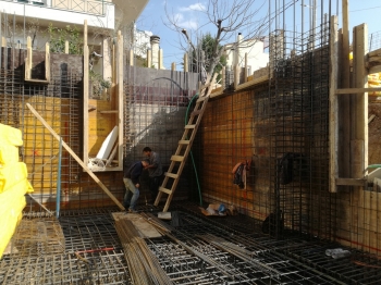 <b>Μονοκατοικίες</b><br />Νέα διώροφη κατοικία με υπόγειο και σοφίτα στο Γέρακα - Λυκούργου 11Α, Γέρακας (2018-μελέτη, 2019-κατασκευή) Ε. Σελιανίτη